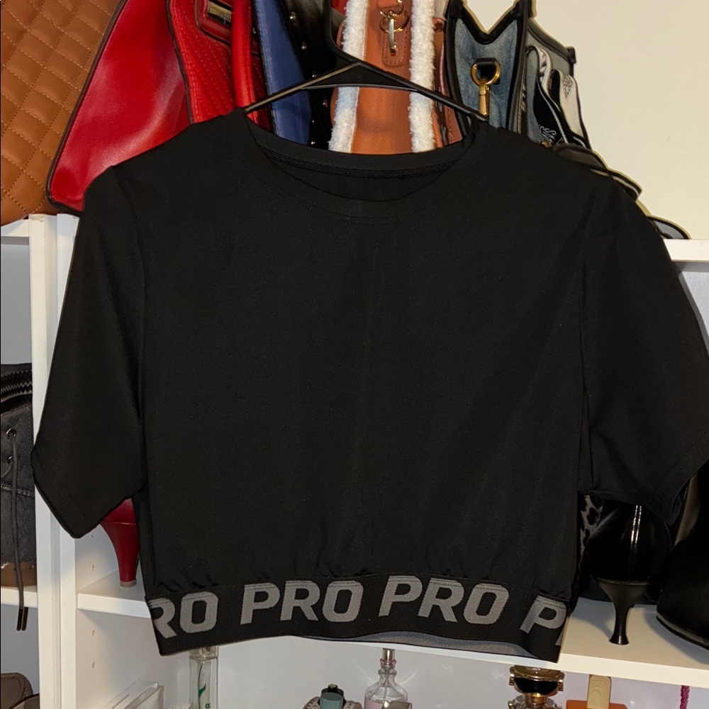 SHEIN Black PRO Graphic Crop Top Size L | Athleisure Gym Workout Tee
